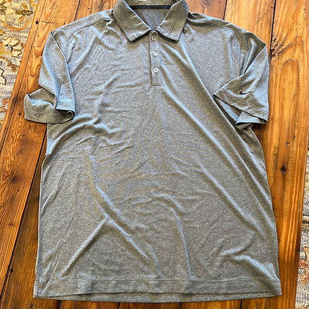 Men’s Nike large polo
